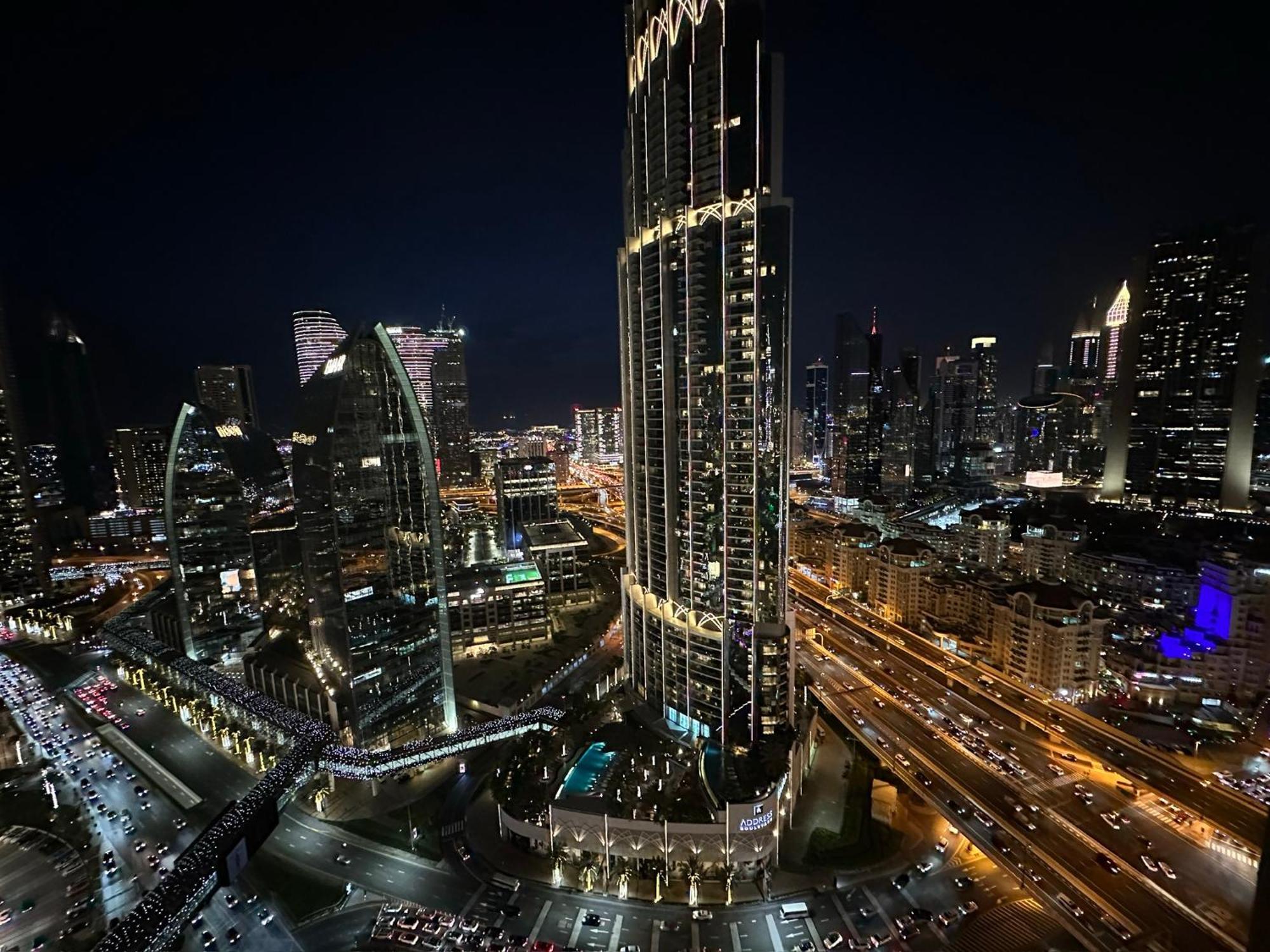 Fashion Avenue - Formerly Address Dubai Mall Residence Buitenkant foto